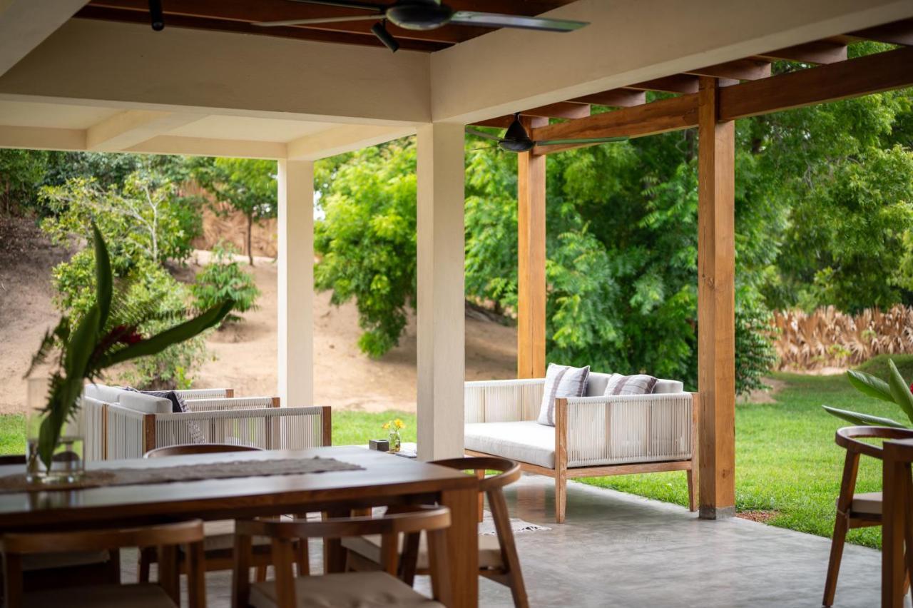 Niketh Villa Komari Arugambay Exterior foto